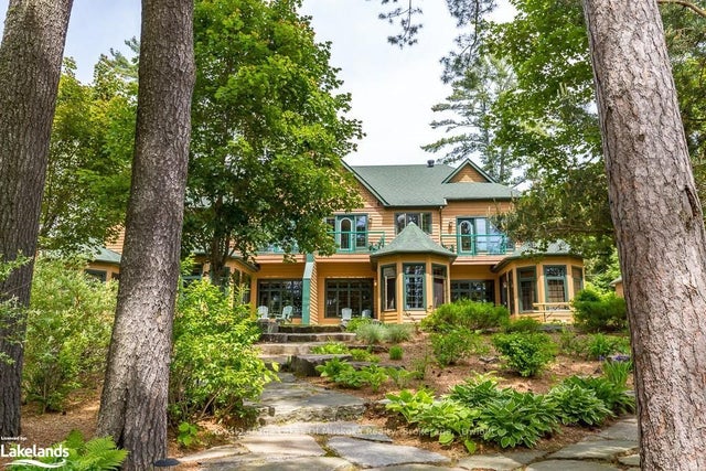 1111 Dwight Beach Road 8 Fxd W, Lake of Bays