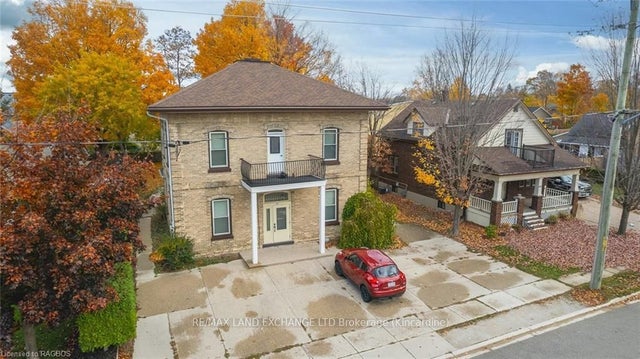 695 Mill Street, Saugeen Shores