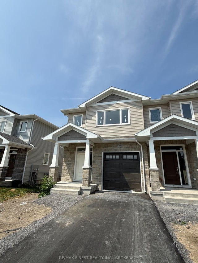 198 Heritage Park Drive, Greater Napanee