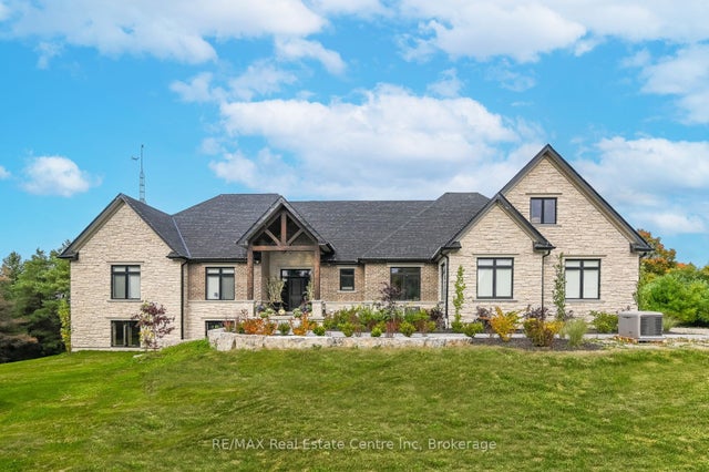 693 Arkell Road, Puslinch
