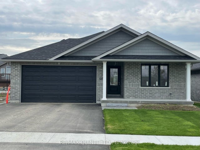 120 Hastings Park Drive, Belleville