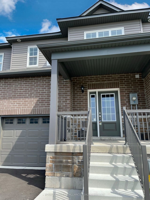 Blk 53 Drewery Road 2, Cobourg