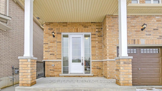 250 O'neil Street, Peterborough North