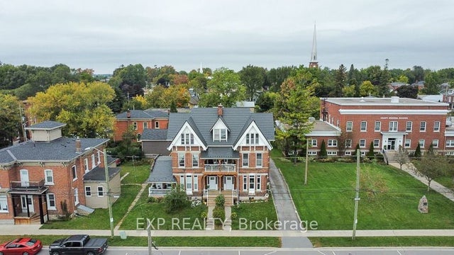 55-57 Dundas Street W, Greater Napanee