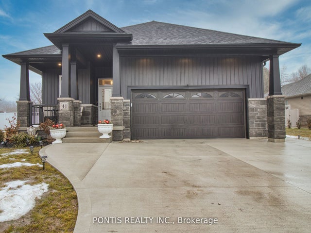 41 Sleepy Meadow Drive, Chatham-Kent