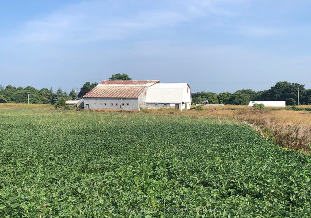 1546 County Road 7 Road W, Prince Edward County