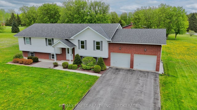 4360 Ashwood Drive, Frontenac