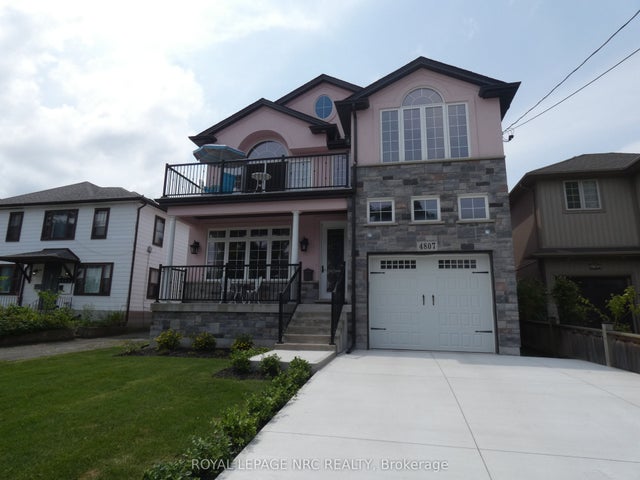 4807 Zimmerman Avenue, Niagara Falls