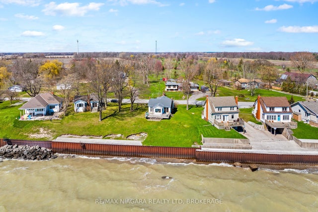 13165 Lakeshore Road, Wainfleet