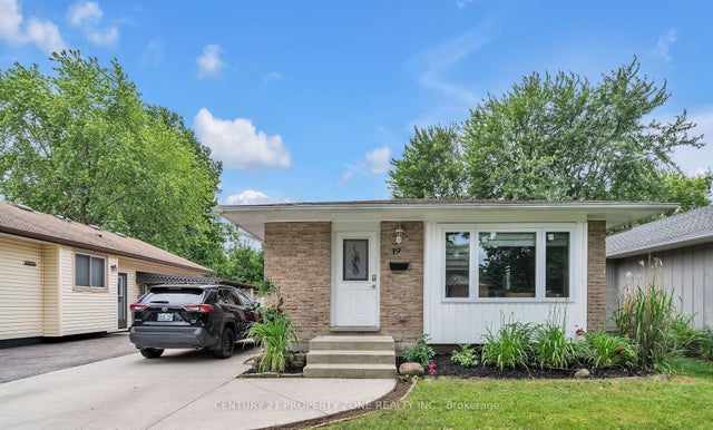 19 Stroud Crescent, London