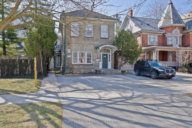 389 Dufferin Avenue, London East