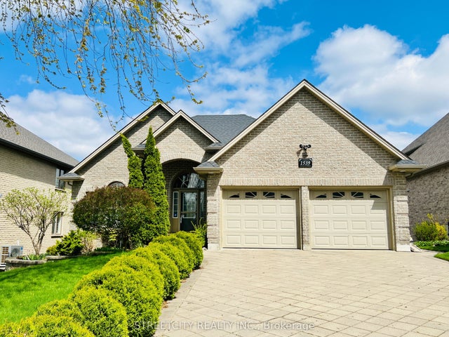 1539 Warbler Woods Walk, London South