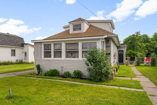 253 Mclean Street, Renfrew