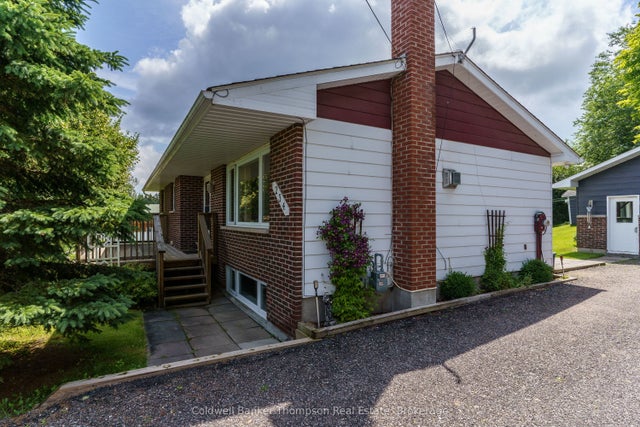 234 Yonge Street, Burk's Falls