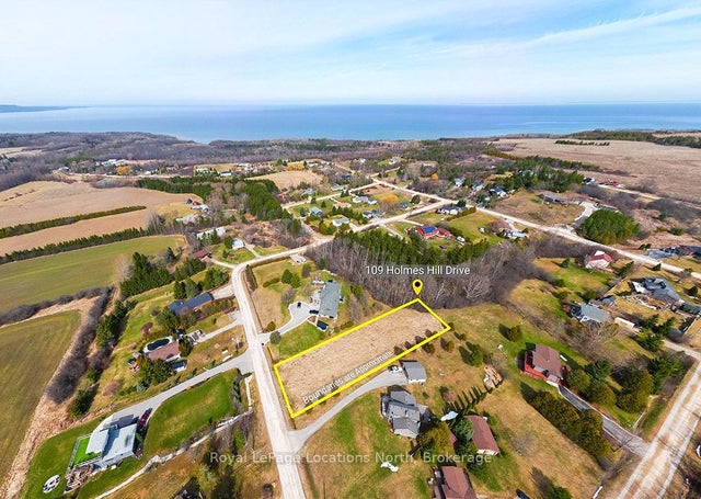 109 Holmes Hill Drive, Meaford