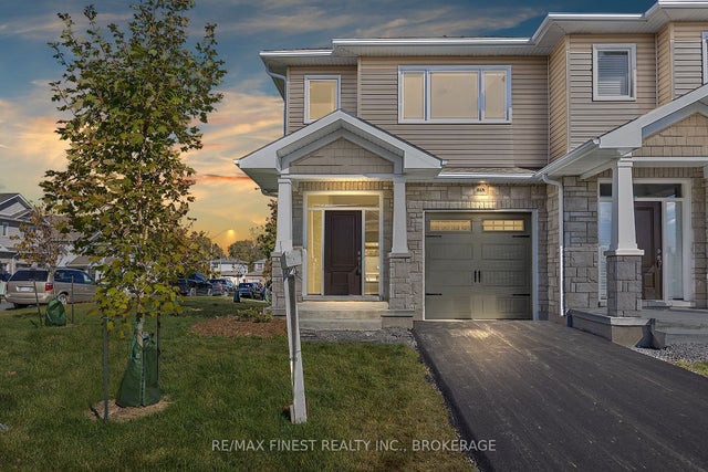 215 Heritage Park Drive, Greater Napanee