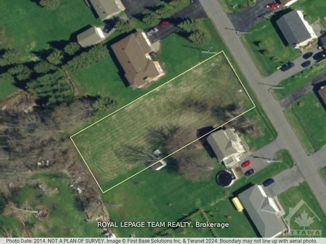 12 Coyle Drive, South Dundas