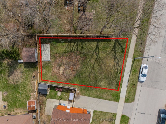 332 Prospect Avenue, Kitchener