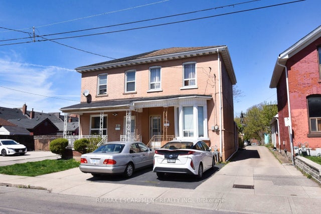 241 Robert Street, Hamilton