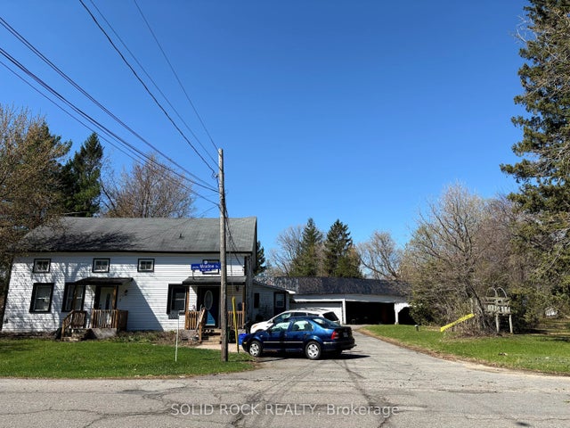 1368-1370 Meadow Drive, Greely - Metcalfe - Osgoode - Vernon and Area