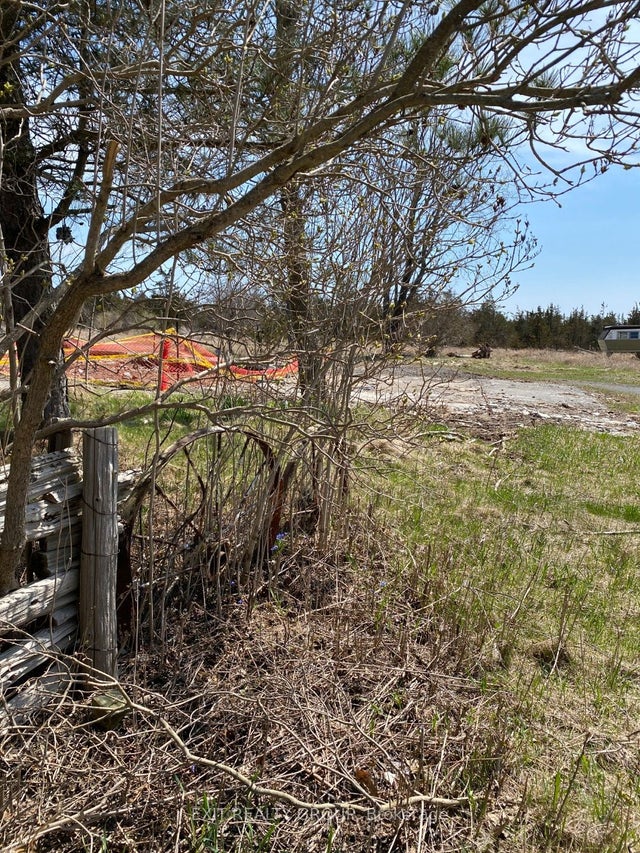 800 Chuckery Hill Road, Prince Edward County