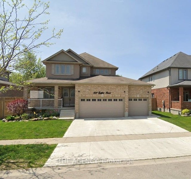 687 Spitfire Street, Woodstock