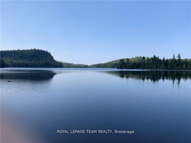 00 Grouse Road, Madawaska Valley