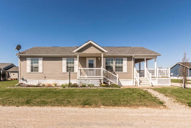 3 Copper Beech Drive, Haldimand