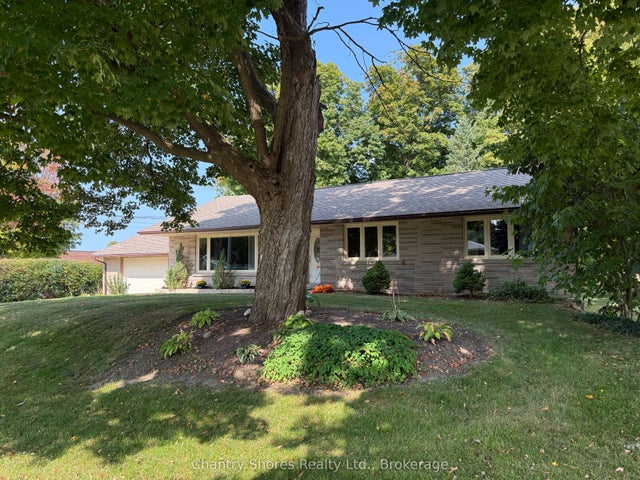 647 Eugenie Street E, Saugeen Shores