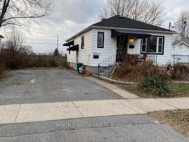 892 Victoria Street Lower, Kingston