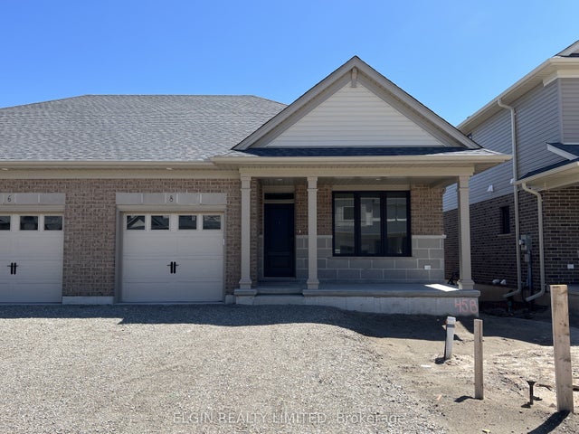 8 Hemlock Crescent, Aylmer