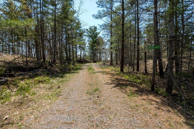 1075 Heintzman Gate, Gravenhurst