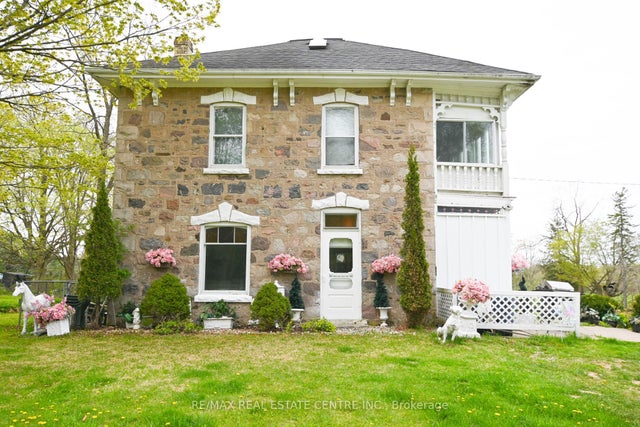 5192 Third Line, Erin