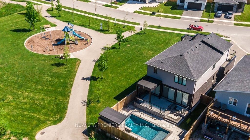 Photo of Listing #X12152921