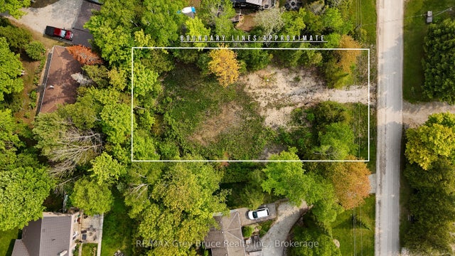 425 Dufferin Avenue, South Bruce Peninsula
