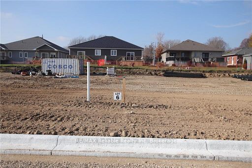 780 Bryans Drive, Huron East