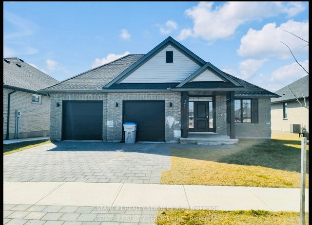 2047 Lockwood Crescent, Strathroy-Caradoc