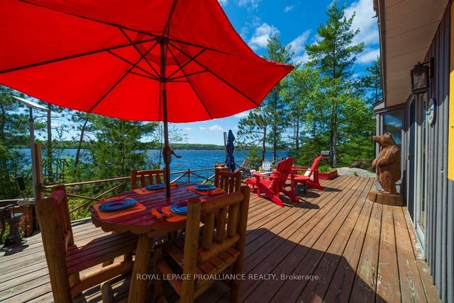 890 Mazinaw Lake N/a, Addington Highlands