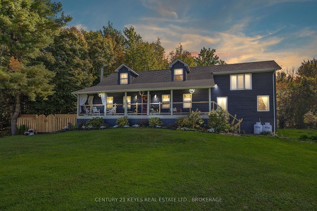 78 Centennial Road, Front of Leeds & Seeleys Bay