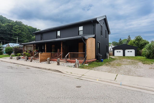 331 Erie Street, Central Elgin
