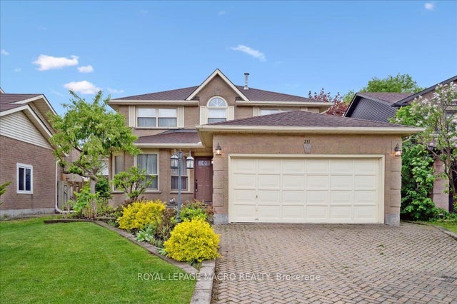 211 Rushdale Drive, Hamilton