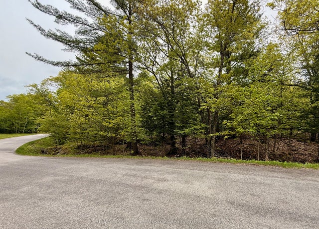 13 Harrison Landing Road, Carling