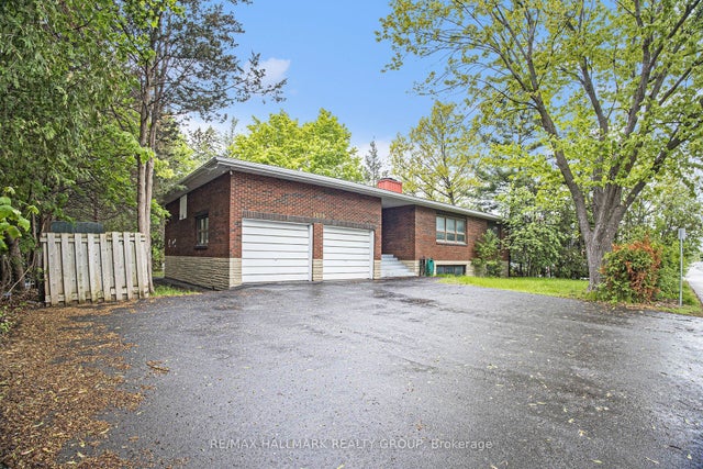 1128 Cummings Avenue, Cyrville - Carson Grove - Pineview