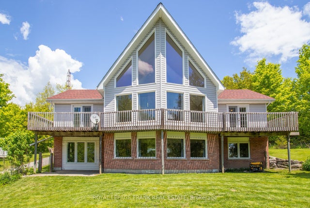 884 Centre Line Road, Marmora and Lake