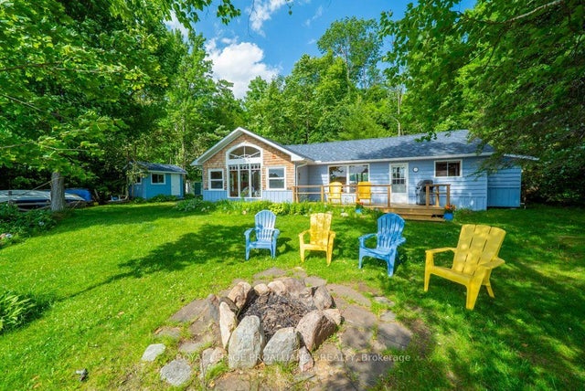 1937a East Bay Road, North Frontenac