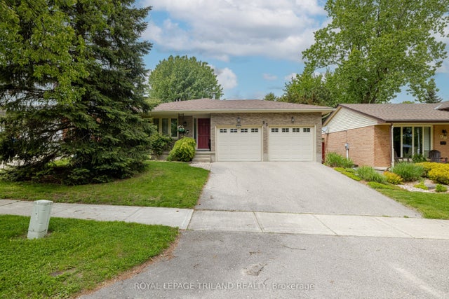 95 Concord Crescent, London North