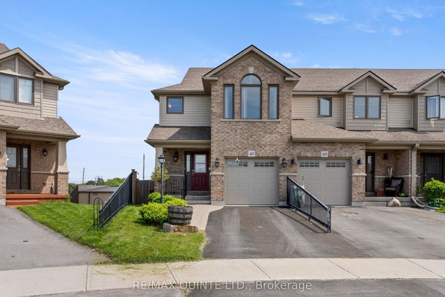 43 Mountain Ash Drive, Belleville