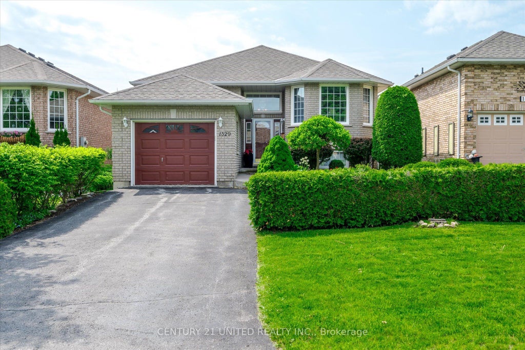 1329 White Crescent, Peterborough