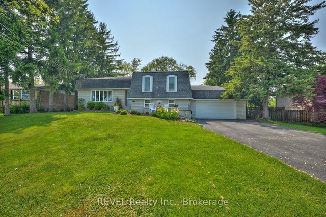 877 Daytona Drive N, Fort Erie