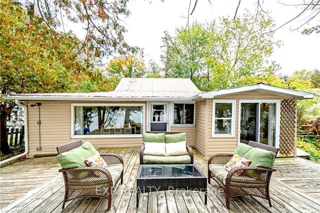 108 Oak Lake Road, Quinte West